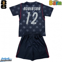 Forente stater Miles Robinson #12 Bortedraktsett Barn EM 2024 Kortermet (+ Korte bukser)